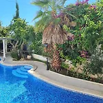 Silver Coast Village Villa